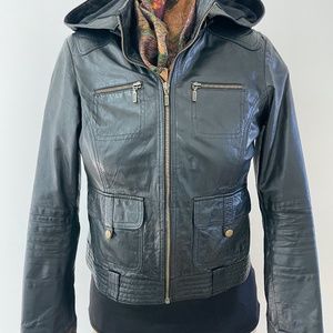 ZARA LEATHER JACKET, size L